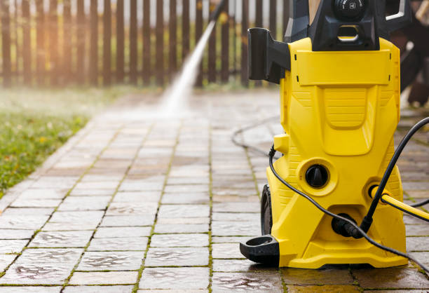 Best Gutter Cleaning  in Sun Village, CA